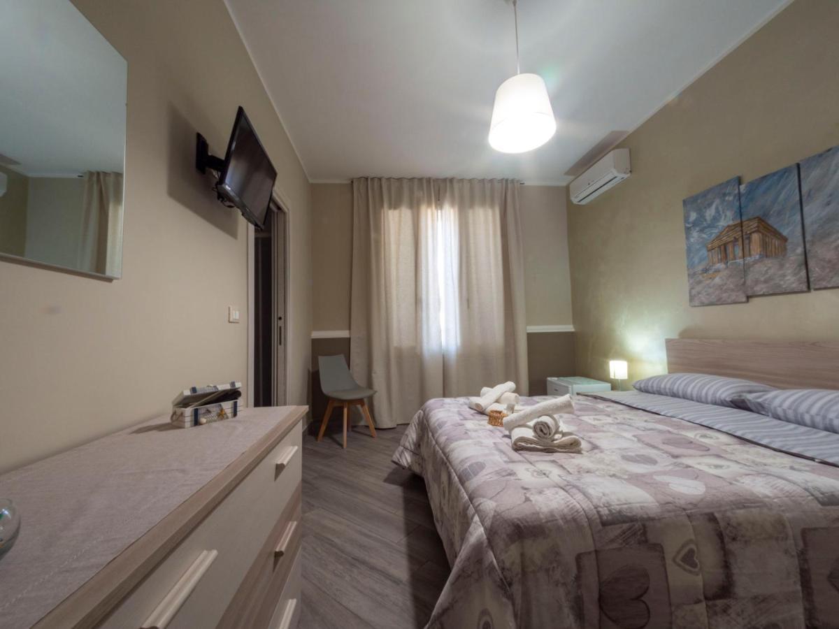 Villa Паестум Екстериор снимка
